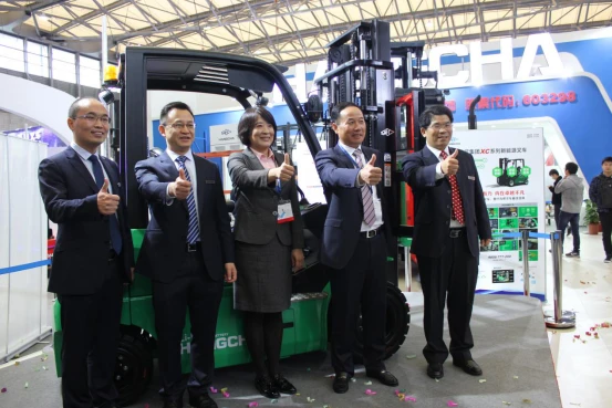 跨界袭来，这厢有“锂”—uwin电竞
XC系列新能源叉车重磅发布