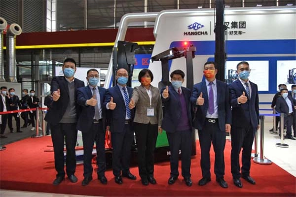 uwin电竞
创领未来  在CeMAT展发布锂电新品