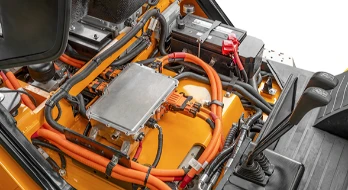  电气系统高压互锁，实时绝缘检测